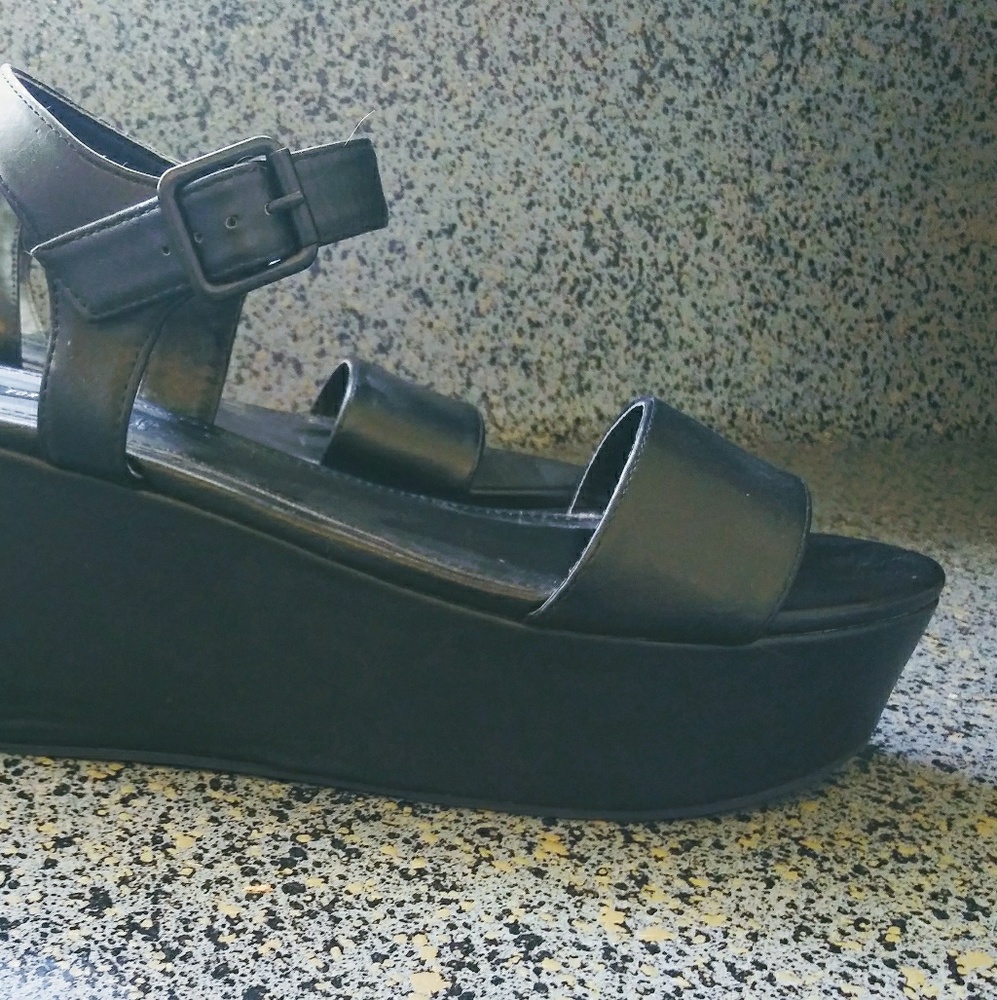 Forever 21 platform sandals